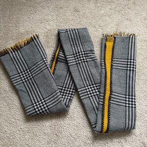 Reversible Blanket Scarf